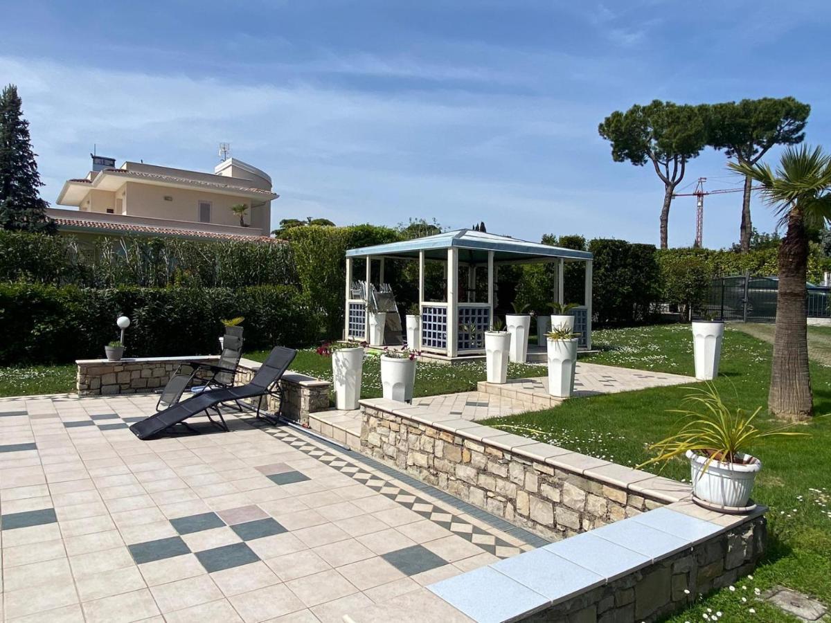 La Dolce Vita - Private Villa With Pool Moniga del Garda Exterior foto